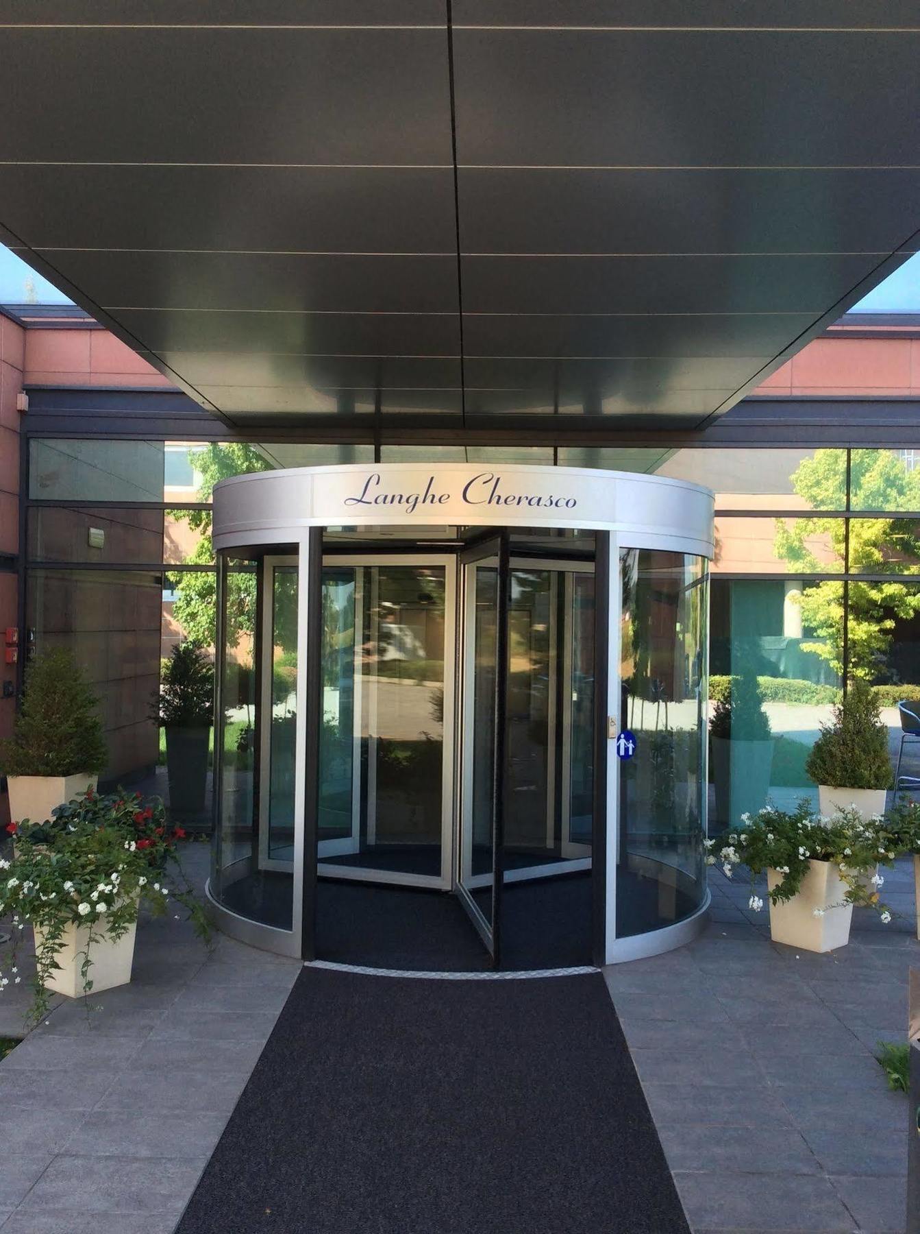B&B Hotel Cherasco Langhe Exterior foto